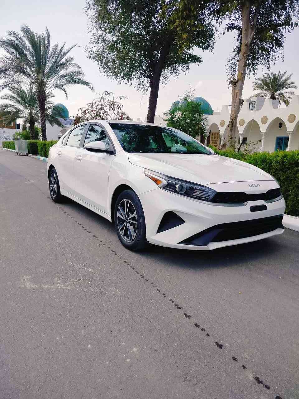 ..فورتي للبيع بدون رقم تترقم جميع المحافضات حادث جاملغ مصلع بدون تبديل وصور الحادث مرفوق بالمنشور السعر اتصال بالرقم  ***********
