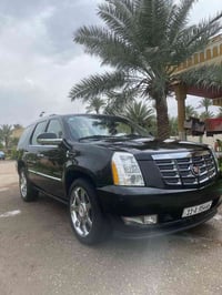 للبيع كاديلاك موديل 2013 خليجي مكفول كفاله عامه  ماشي 93 حقيقي  فول مو...