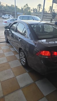 اوبتما • ٢٠١٠ • ١٦٢ الف