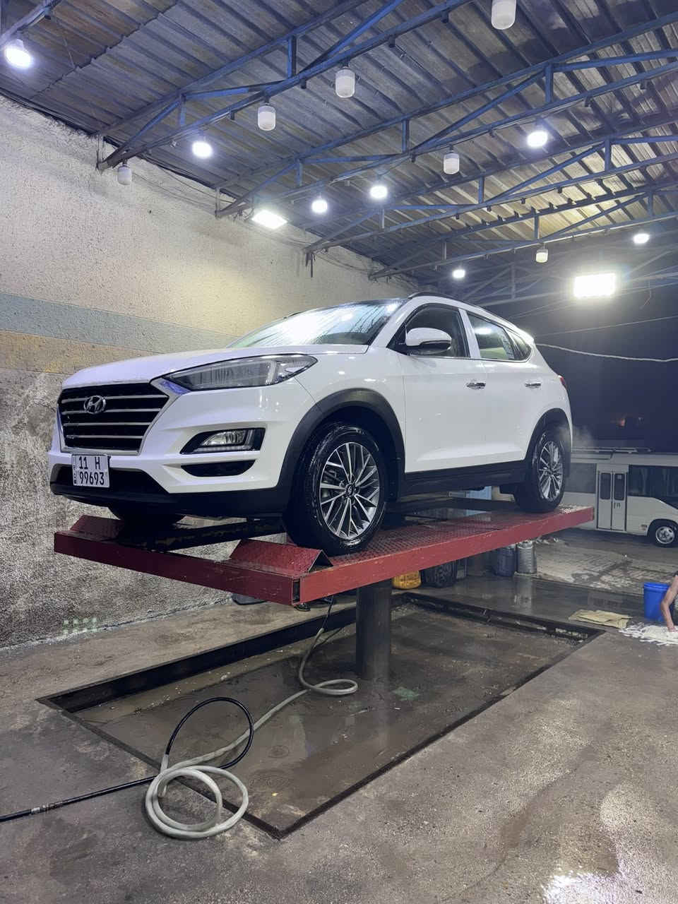 توسان 2019خليجي بوضع الشركه  نضيفة  كلش
مكفوله ع الشركه شرط ترايهه مال زيرو مكينه كير وضع الشركه بعدهه كلهه وضع شركه سياره جديده مواصفات 
بانوراما طكتين
كشنات جلد لونين 
بصمه تشغيل 
بصمه ابواب 
لايت خمس عدسات 
لايت عند لستداره 
بكلايت آيل ايدي 
خمس ويل كب 18 
شاحن واير لس 
دبل كشن كهرباء 2
تبريد قطعتين 
لد نهاري 
داخل صاج 
دبل تحكم ستيرن 
ستيرن صاج 
كامره خلفي دواره 
وحساس خلفي 
شاشه كبيره 
3انضمام قياده 
عادي وسبورت ونورمان
ترايش نيكل
مري شفط 
يدات ترحيب 
دوسات نيكل 
مكينه 2000 دوش 
السعر 195 وبيها مجال كلش بسيط 
وباقي مواصفات معروفه رقم بغداد دولي جديد بسمي هزه وسنويه ورقم جديده قبل 4 ايام سويتهن 
 هـ . ***********مكاني بغداد الدورة
