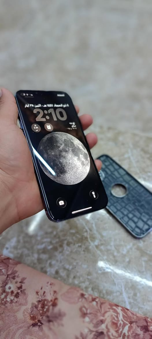 سلام عليكم ايفون 13 Pro Max
    لون الجهاز سمائي ال مميز …

  الجهاز مبدل شاشه اصليه تفصيخ فول اصليه بدون قطره حماوه + بطاريه اصليه 
 تقره نسبه ماتصرف ابد بشرط تفحص كدامك 

 ذاكره الجهاز ٢٥٦ امريكي LL/A

فيس ايدي شغال +شاصي الجهاز مكفول من الشخط حيل نضيف 
سعر الجهاز ٥٢٠ وبي مجال راسني وتدلل ***********
