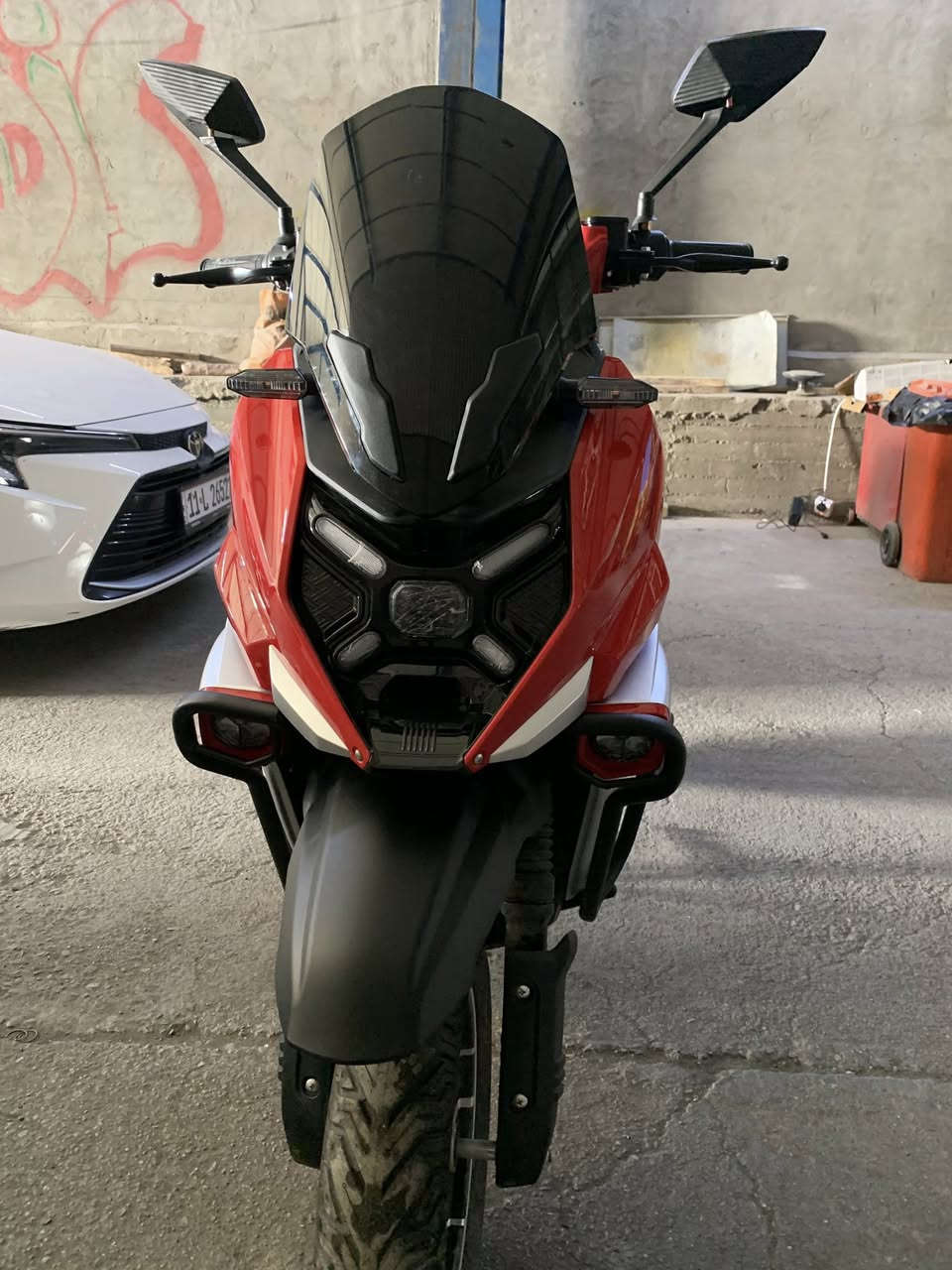 اباجي 2025 نجمة 
جديدة جديدة جديدة طالعة من المعرض قبل شهر وماشية 6 ايام فقط الله يبعد عنكم الشر ايدي انكسرت وعفتها وهسه رايدها ب1100 بيها مجال

6 بطاريات تمشيك من 65 الى 70 كيلو 
سرعتها تعبر ال75 حقيقي ويا الوزن 
 
الدراجة خير من الله بالعافية ع الياخذها 
مكاني بغداد ***********
