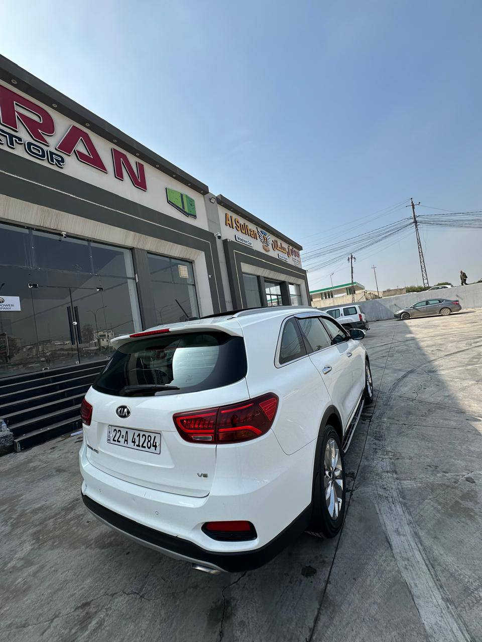 السعر 255$$
***********
كيا سورينتو موديل 2019 بدون صبغ جاملغ امامي مبدل اصلي مكينه وكير شرط مكينه 6 مامفتوحه ماشيه 135 الف رقم سنويه وهزه جديد سنويه باسمي مواصفات صندوق كهرب بانوراما لايت 3عدساات رساله ترحيب سورينتو كشنات كهرب حساس امامي وخلفي
