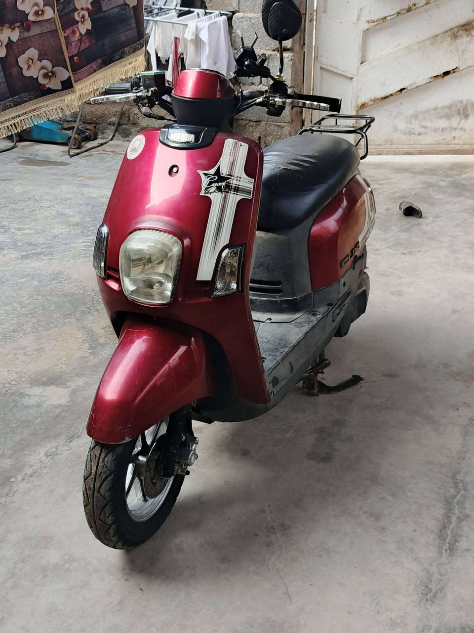 للبيع ماكس بوليس سعرها 900 وبيها مجال مكان كوت الخاجيه. ***********
