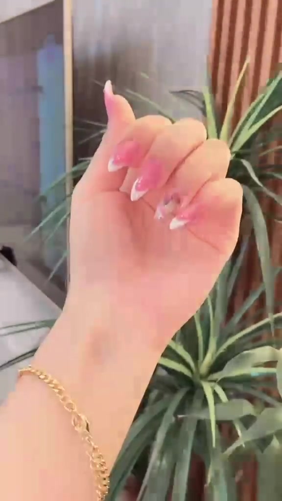 عروض تخبل بنات لحگو 🥳🥳🥳🥳
جل اكستنشن وجل كفر ب١٥ بس
وباقي العروض بصور A502


**إذا كنت صاحب هذا الإعلان وتريد حذفه لأي سبب، رجاءا أرسل رسالة إلى الدعم الفني**