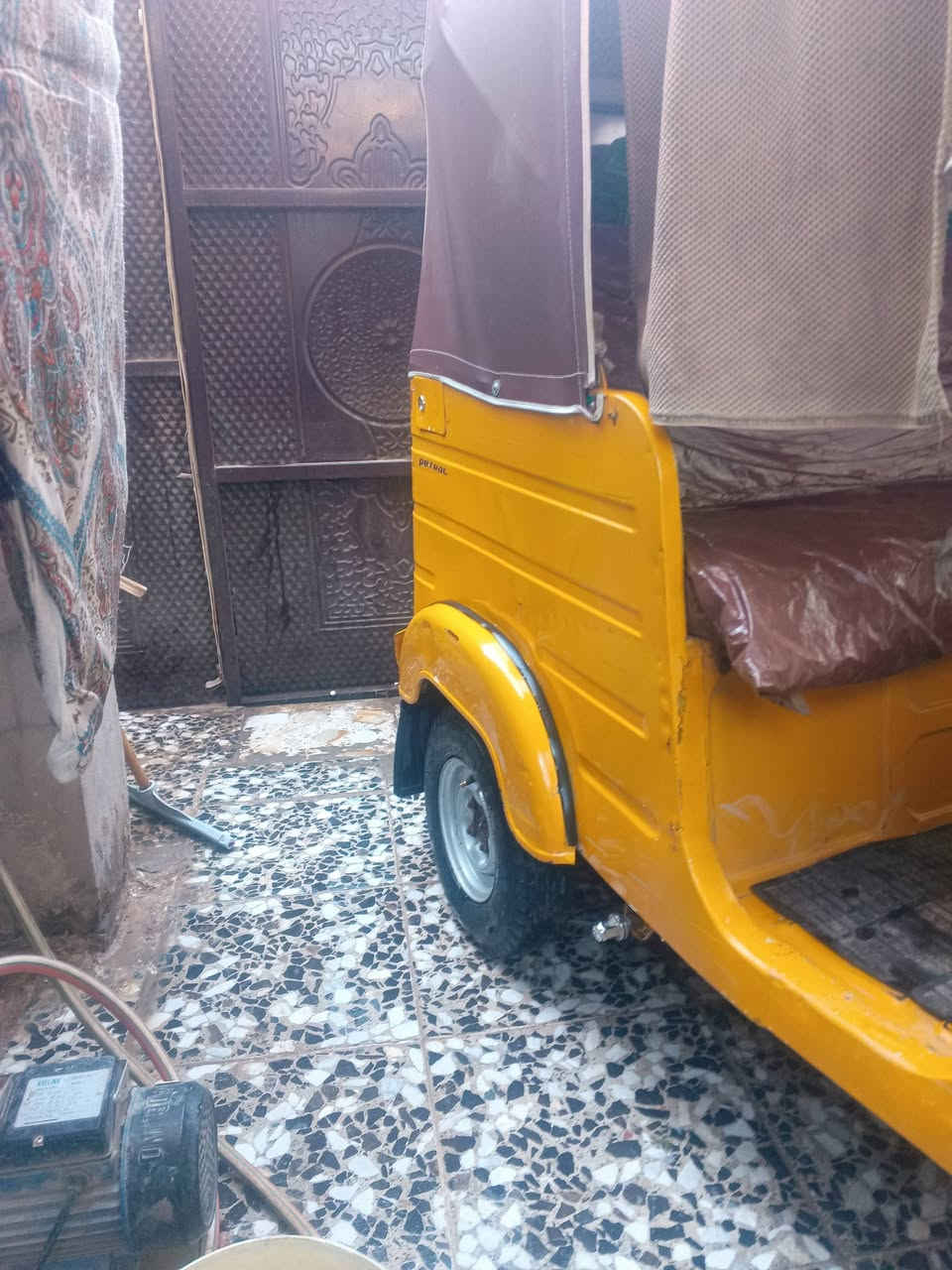 الفين و18 رقم وسنويه بيه بس هاي ضربه ودوس معمره ولباقي  كفاله***********
