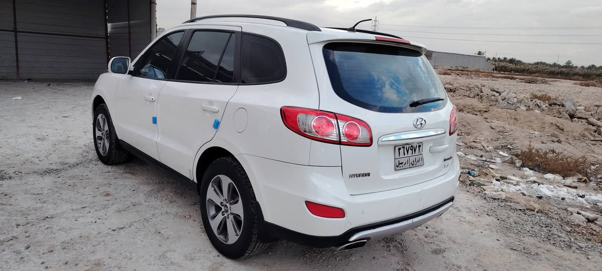 سنتافي موديل ١٢ فول خليجي سعر ١٤٨.❄️ مكينه ٤ سلندر  سياره جديده بيع او مراوس حسب القناعة ***********
