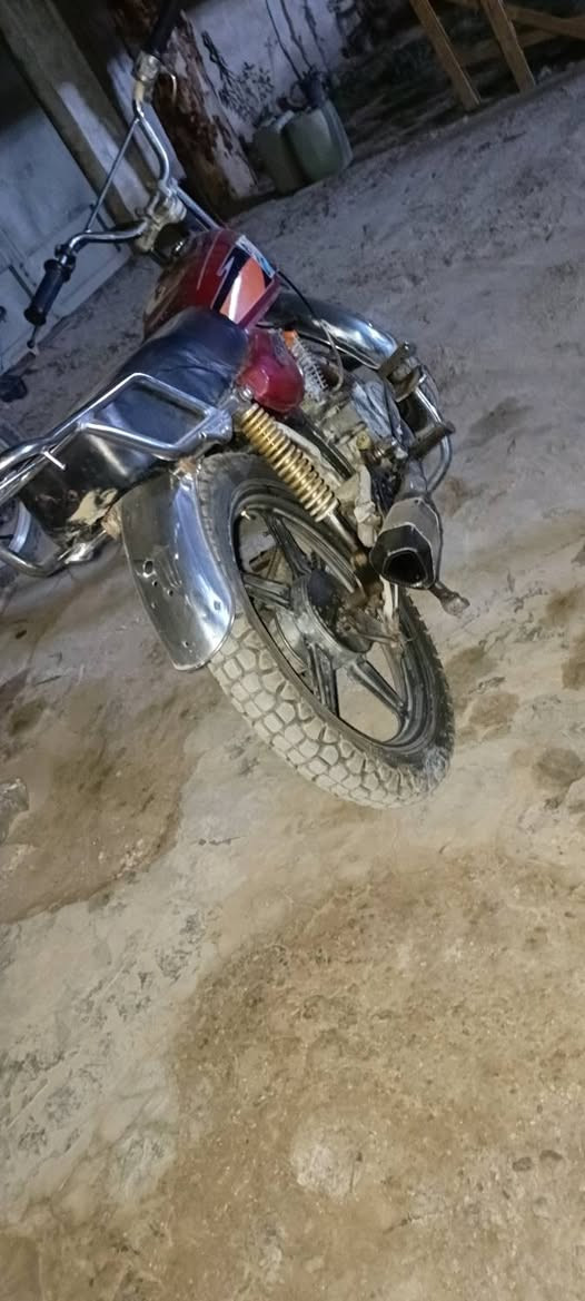 دراجه ايراني اربعه كير صالنصه رياضي فصله نار سعر 225 عنوان بغداد جسر ديالى  مابيها اوراق بس مكاتبه واكفلهه بغداد, العراق


**إذا كنت صاحب هذا الإعلان وتريد حذفه لأي سبب، رجاءا أرسل رسالة إلى الدعم الفني**