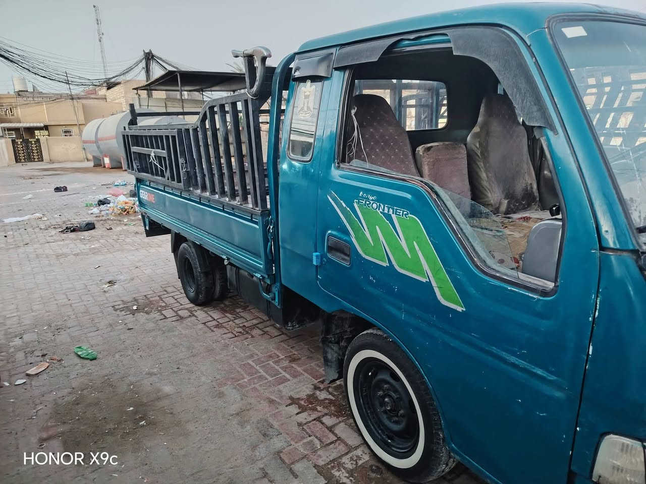 كيا حمل للبيع موديل 99 ماكينه 3000 مشروع وطني رقم انبار شاصيه مقفول ماكينه خير من اللهسياره مكاني كربلاء***********
