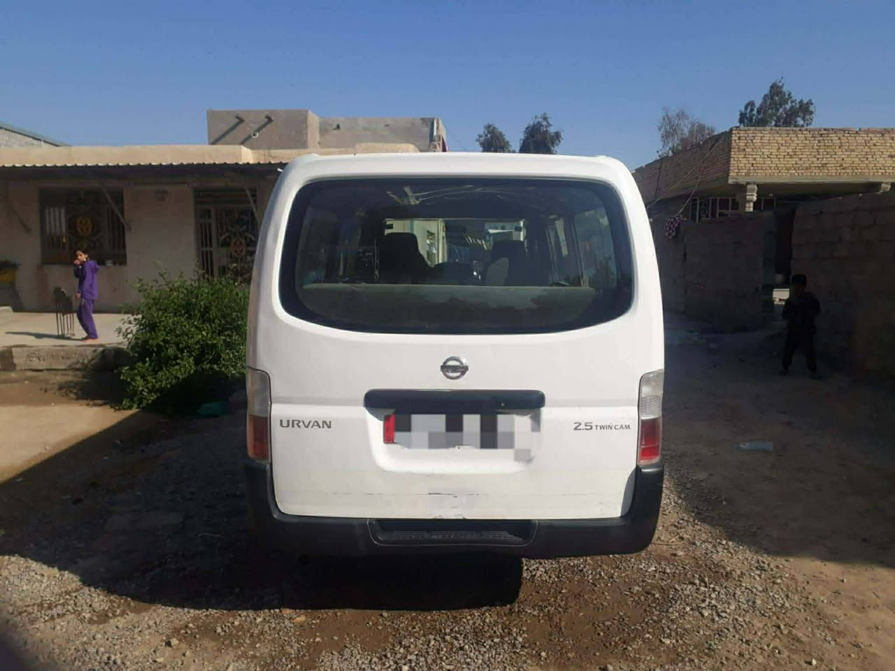 نيسان 10رقم بغداد الجديد انكليزي مكفوله من الصبغ بيهه بارد مكانات السعر 127وبيه مجال قليل
***********
