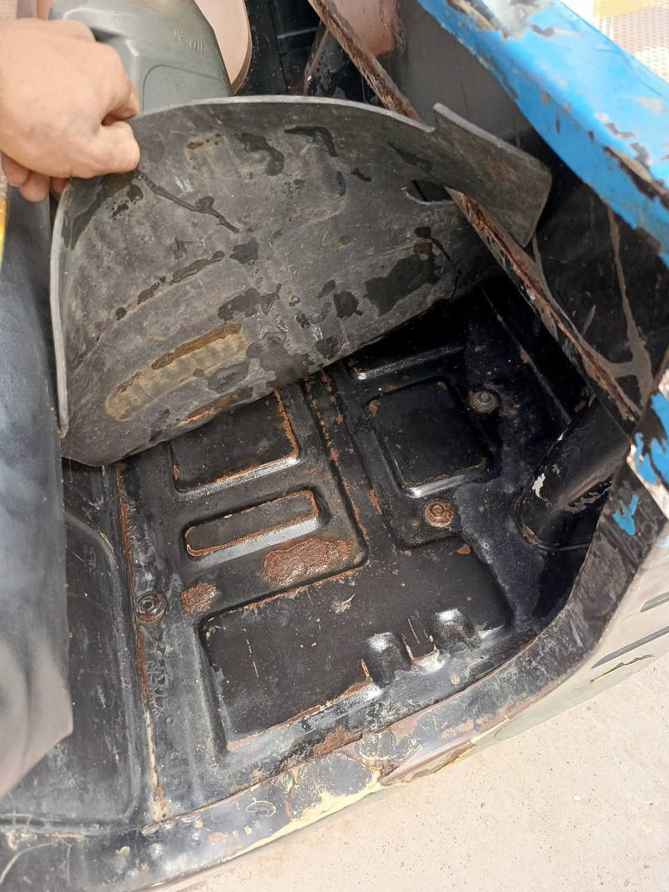 سلام عليكم شباب تكتك 18 شوفت عينك حلوه ونضيفه مال عيشه الله شاهد اعتازيت وجاي ابيعهه مكاني بغداد الشماعيه وهاذه رقمي سعرهه 2600.     ***********
