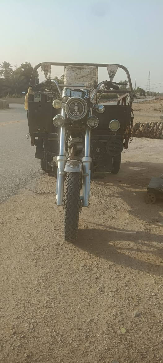 سلام عليكم ستوته جمره للبيع موديل 2015 محرك 25 صارلي شهر من شاد المحرك الستوته مامتعوبه ابد الله شاهد تاخذ كفاله عامه سعر مليون ونص وبيه مجال الطيبين ***********
