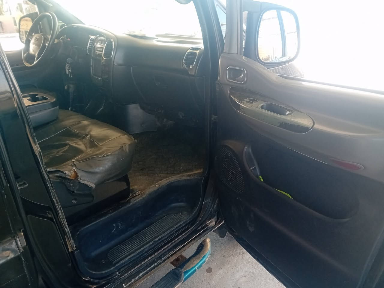 السلام عليكم ستاركس 2007 مسكر
11راكب للبيع فول مواصفات حاكيه دسكات خلفيه كير ومحرك خير من الله تحويل ثاني يوم للاستفسار ***********
