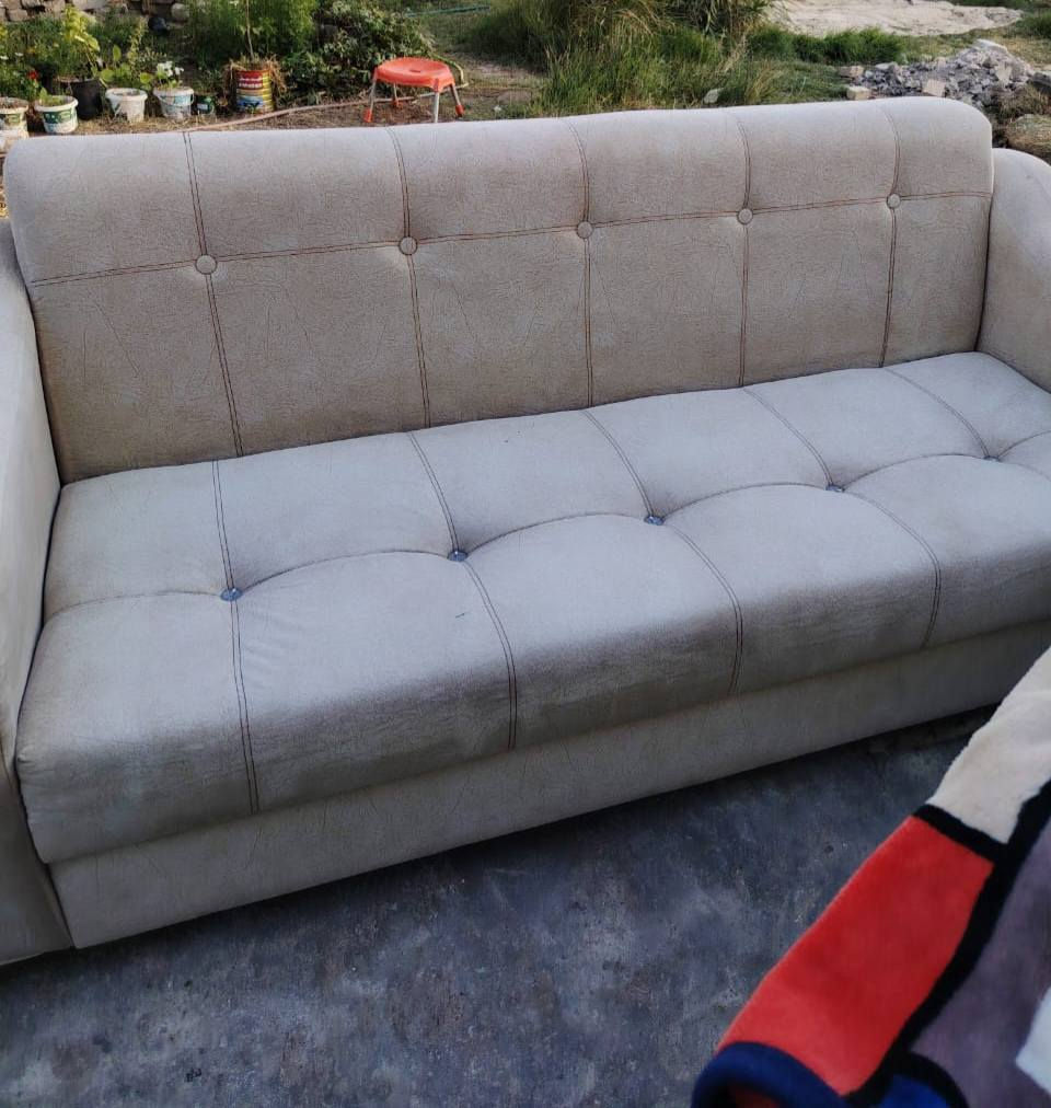 تخم كامل العنوان الشهداء نظيف وجديد السعر 350 وبي مجال


**إذا كنت صاحب هذا الإعلان وتريد حذفه لأي سبب، رجاءا أرسل رسالة إلى الدعم الفني**