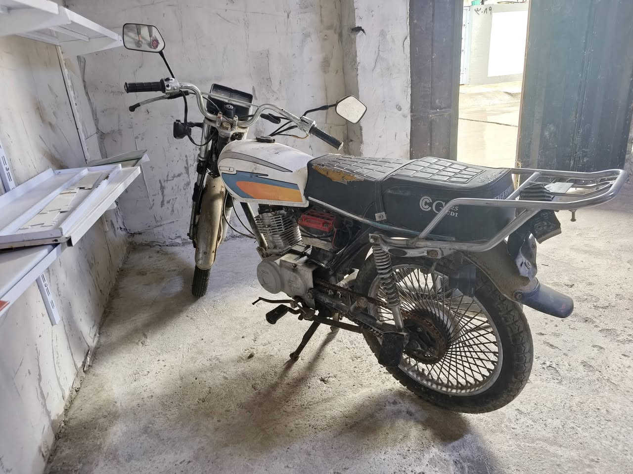 ماطور نامه برو 2018 محرك مابي حصر يعني يحتاجله تعمير الماطور متروك صارله شهرين هيج يعني يرادله ترتيب اذا تريده مال روحه وجيه بس عمرو وين ما تريد اطلع بي
ادفع سعر عجبني أبيعك التواصل *********** اتصال+واتساب (ملاحضه الماطور ما مفتوح قبل شهرين وكف بيدي وما عمرته يعني اذا تأخذه وتعمره يكون أول تعميره)
