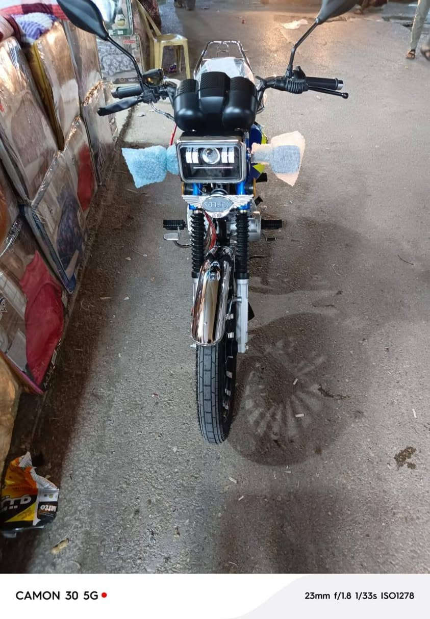 السلام عليكم دراجه 25 للبيع وترهم مراوس  وهذا رقم التليفون والخاص مفتوح ***********  200 ماشيه 3000
