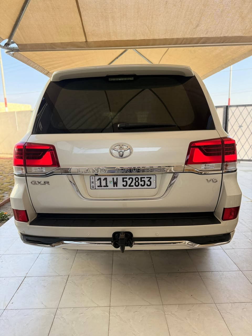 السلام عليكم لاندكروز موديل 2018 بريم ماشيه 142 ب اسمي السياره جديده السعر 4 شدات و95 مداور ثاني يوم العنوان الديوانيه المركز  ***********
