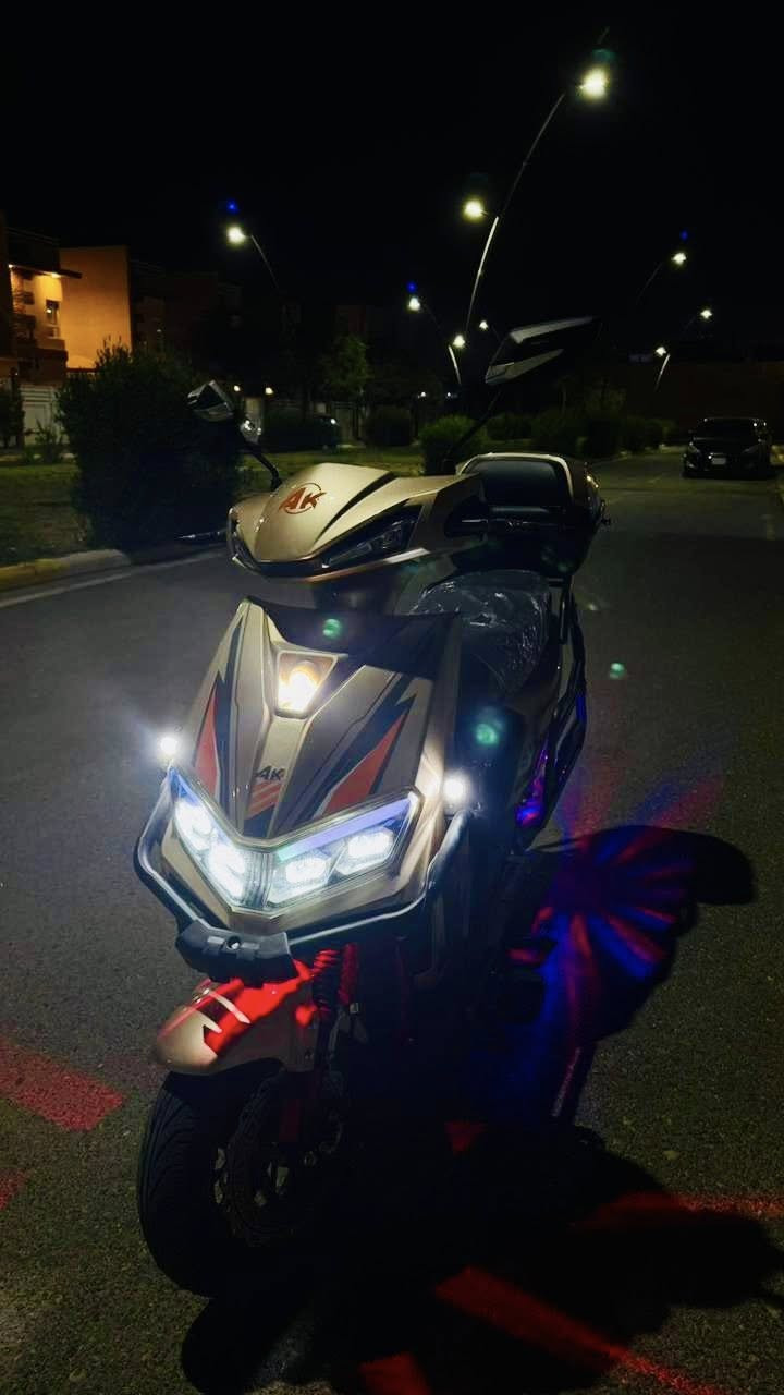 🔴 دراجة شحن شركة الاخوين موديل 4K 2025 للبيع – فرصة
• استخدام قليل شهر ونص

 • الحالة جيدة جدا وتشتغل بدون مشاكل

 • عدد السرع اربعة اقتصادي و سبورت 

• البطارية عدد 6 والشاحن شغالة تمام

 • مناسبة للتوصيل والشغل اليومي تقضي بيها شغلك وانت مرتاح. . 

     • درع كامل من كل الجهات 

     •صندوك خلفي كبير و الدراجة بيها مساحة تخزين كلش مرتبة. 

📍 الرقم: ( ***********)

📩 التواصل
