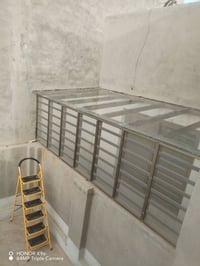 تم عمل سكايلايد بواجهيه مانع ذباب مقطع تركي اللون شمباني والسطح جام  ج...