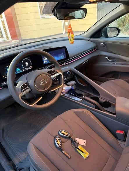 السلام عليكم
النترا موديل 24

دخول جديد  لون زيتوني

حادثها بالصور بسيط تبديل بنيد وجاملق 

بدون رقم

للتواصل واتساب او اتصال علئ الرقم ***********
