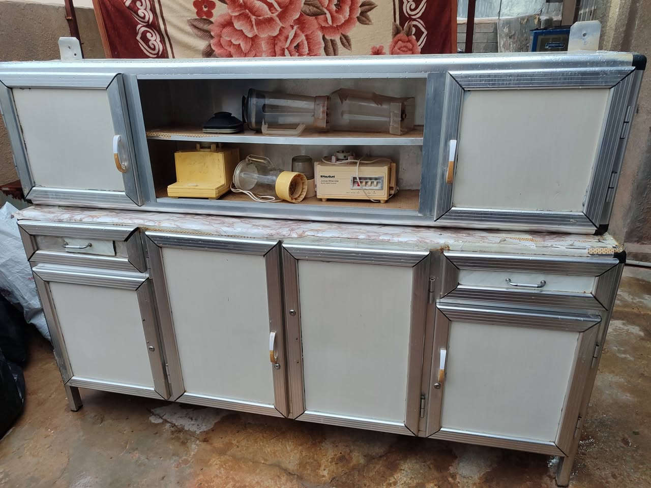 للبيع 2متر وي سنك العنوان كفري 
***********
