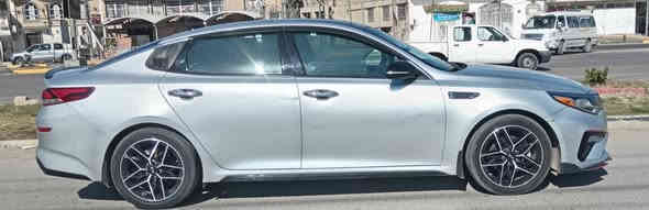 السلام عليكم 
🚗 كيا اوبتما موديل 2020 رقم اربيل 
 (ضرر السياره فقط دعامية امامي )

*   الممشى :- 72ميل
*   المواصفات:
بني رامه
كشن جلد
شاشة كبيرة
تحكم ستيرن
اشاير بالمري
٣ انظمه قياده
كاميرا دوارة 
مثبت سرعة 
 تخم تاير جديد
تدفئه _ تبريد
لدات نهاري
بك لايت لد
السعر 160 
متواجد وتساب 
***********
