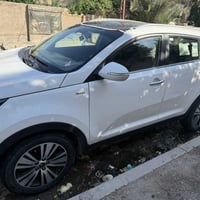 سبورتج 2014 ماشيه 93 نضيف جدا تبريد قطعتين رقمه مميز دفع رباعي كشن ريا...