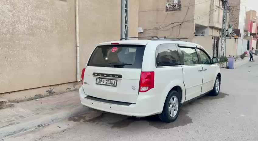 سلام عليكم لبيع دوج كرفان موديل 2012
محرك 3.600 مكينه وكير خير من الله عليه ادامه كامله راديترات جدد تخم تاير وجام كله كهرباء وزعانف ونظام ايكو   السياره جديده ما ماناقصه شي بيه 3قطع مالطخات مو ضربه قويه داخله  كلين السياره البيبان ميكانيك شاشه كبيره منضومه زينون السياره رقمه كربلاء الجديد السياره عدي وكاله وصاحبه موجود سعر السياره 123 وبيه مجال 
رقم الهاتف *********** ابو مصطفى عنوان كربلاء
