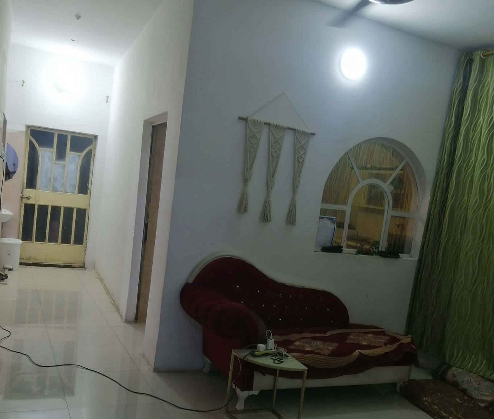 🕋بسم الله الرحمٰن الرحيم 🕋
👋السلام عليكم ورحمة الله وبركاته👋

🌄الانبار قضاء الفلوجه 

🏡 بيت 3 مشتملات كل مشتمل 100 متر كل مشتمل 120 مليون طابقين 

مشتمل رقم 1 بي غرفتين نوم فوك
مستمل رقم 2بي ثلاث غرف نوم فوك
مشتمل رقم "3 بي  غرفة نوم جوة وثلاث فوك

#للبيع حي المعلمين الثانيه 

🚧 بناء طابوق 🧱 حديث 2024 

📐المساحه 400 م مساحة البناء 300م
 

📃طابو صرف سند تحويل ملكيه بسم شخص واحد 

🛣️شارع 10 م 

🏠طابق

🔵استقبال 
🔵مطبخ 
🔵غرف عدد 2

🔵مناور 
🔵صاله 
🔵صحيات 2

 

💲#السعر السعر الكلي 360 مليون  للتفاوض مع صاحب العقار 
للاستفسار الاتصال على الأرقام التالية
***********
***********
