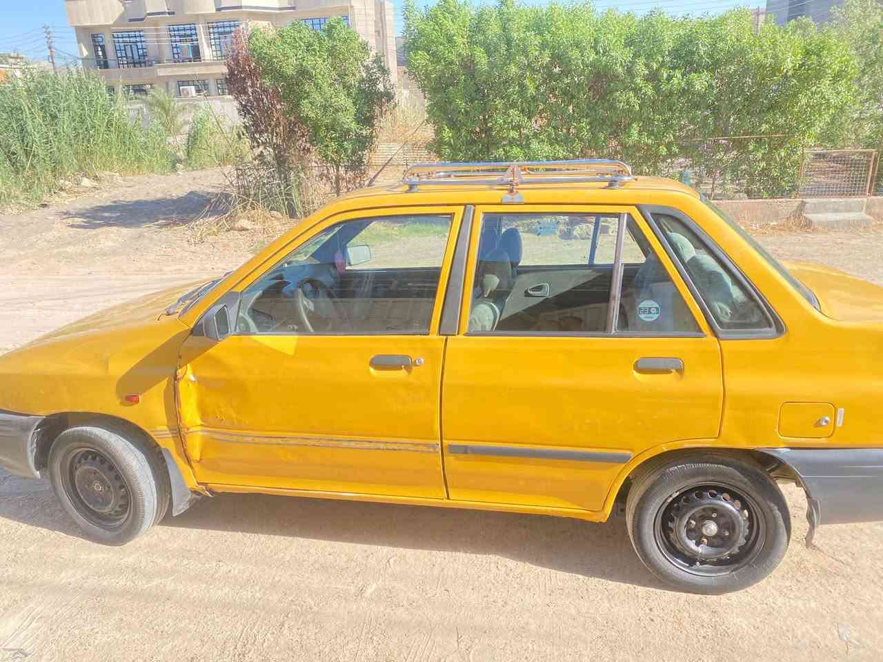 سياره سايبه للبيع موديل 12 مصفره هيئه وغرامات رقم بغداد بيها ضربه بالباب الايسره مال سايق كما موضح بالصوره السعر 25 اتصال عل رقم *********** مكان سياره فلوجه
