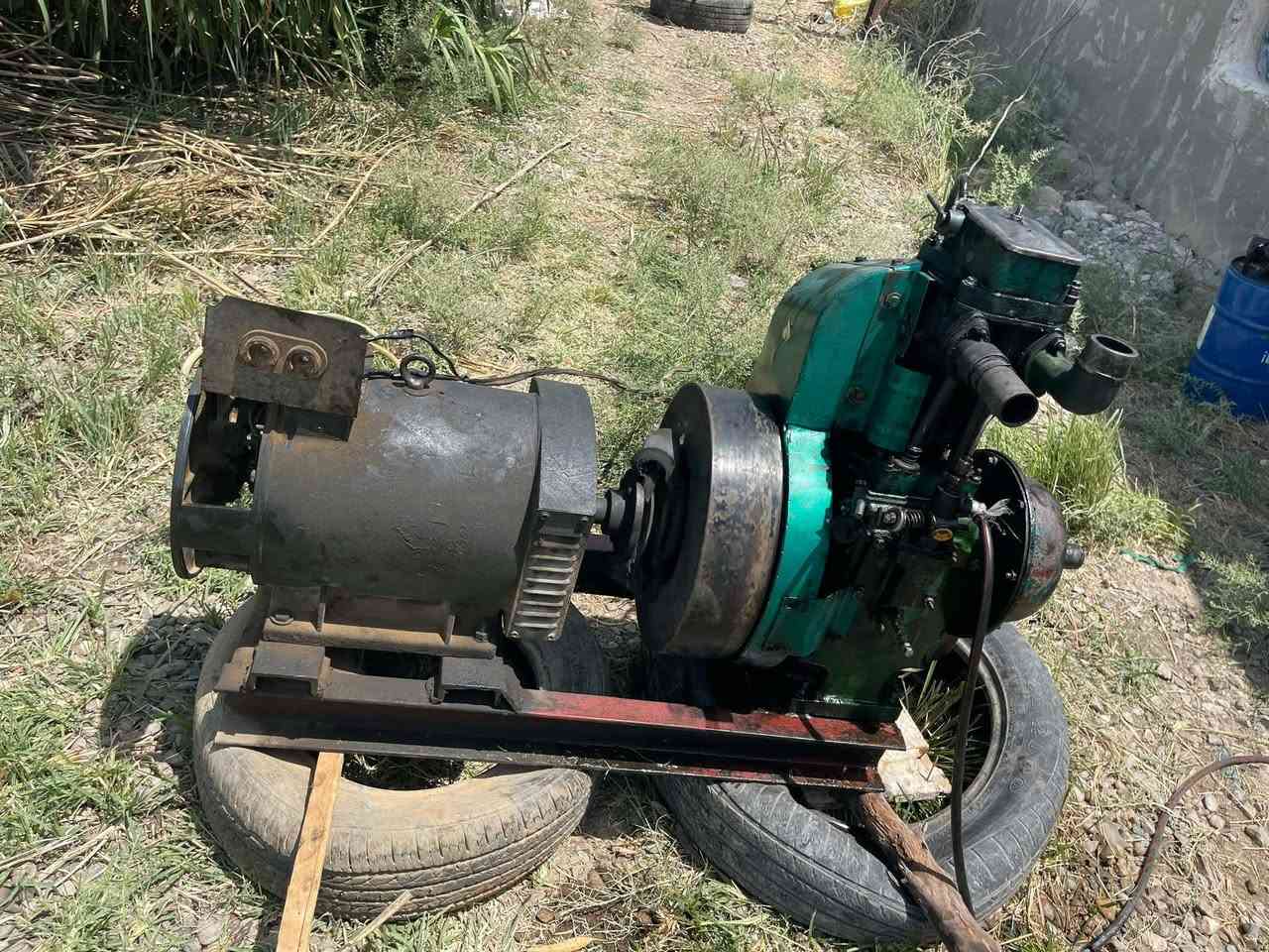 السلام عليكم مولد هندي شغال كامل نص هندر ١٥ كيفي راس توليد مجفت كامل تجفيت جديد  مكاني ديالى سراجق سعر ٤٢٥ بي مجال رقمي ***********
