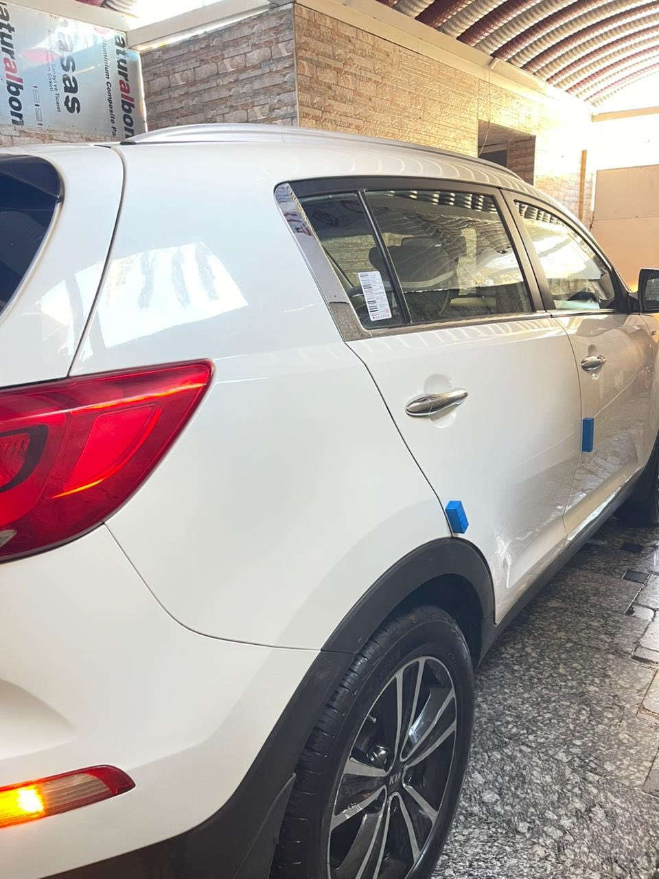 السلام عليكم 
من رخصه مدير الگروب المحترم 
سبورتچ 2016خليجي فول مواصفات بالرامه فورويد محرك دوش تحكمات جهتين كامره حساسات امامه خلفيه يدات نيكل 5ويل كب كشنات جلد سياره مكفوله من الضربه و الصبغ حتى البلاستك مكفول ماشيه 160على وضع الشركه تخم تايرات جديد صدر امامي خلفي جديد كير محرك مكفولات على وضع الشركه رقم انكليزي بأسمي مكان السياره بغداد
السعر :160
رقم الهاتف:***********
