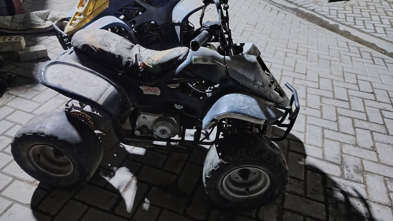 السلام عليكم اخوان عندي ذن رباعيات متروكات  للبيع شغالات بس يرادهلن ادامه ويشتغلن مكاني بغداد مدينه الصدر ***********وتساب فقط
