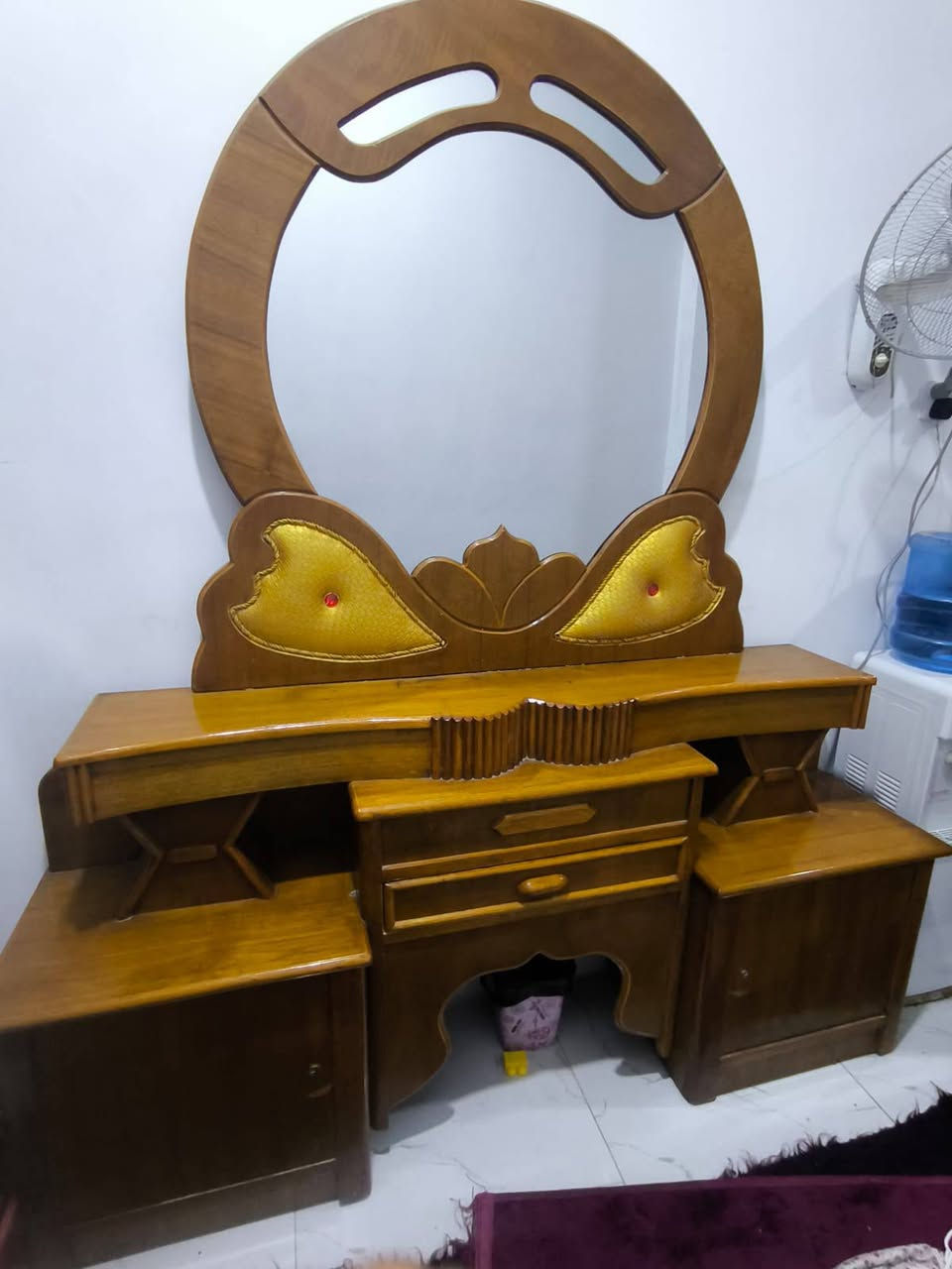 غرفت اخشاب صاج عراقي المكان نجف سعر ٩٠٠ وبي مجال ***********
