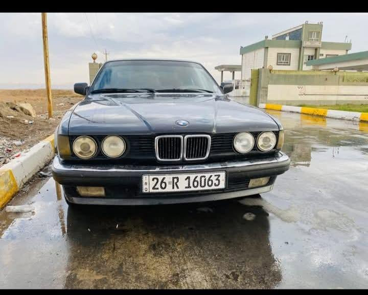 السلام عليكم ورحمة الله وبركاته 
للبيع
BWM

حجم 730 
موديل 91 اصل
تبريد كمبريسر بي ضعف 
كير ومحرك بل شرط صدر تعبان
السياره رقم صلاح الدين دولي 
صبغ عام للجمالية 
بيع أو مراوس ب مگصوص+ماراوس ب حيايه 
و اعتذر عن القسط و الوعده 
الشراي يتصل *********** 
مكاني الزويه
