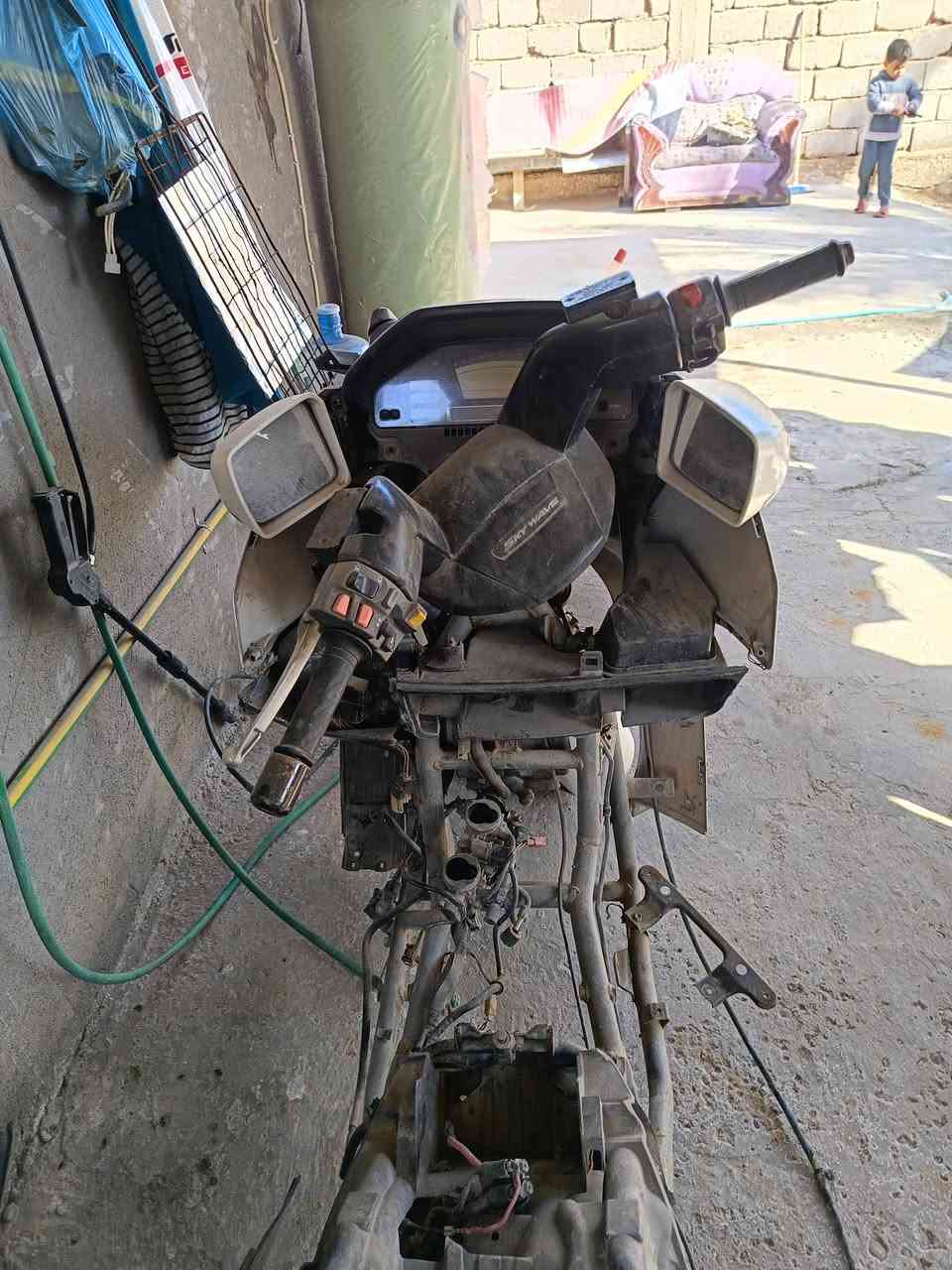 السلام عليكم مكينه شغاله لاتبخير ولاتنقيص وغراض سكاي كامله شتريد موجود ***********
