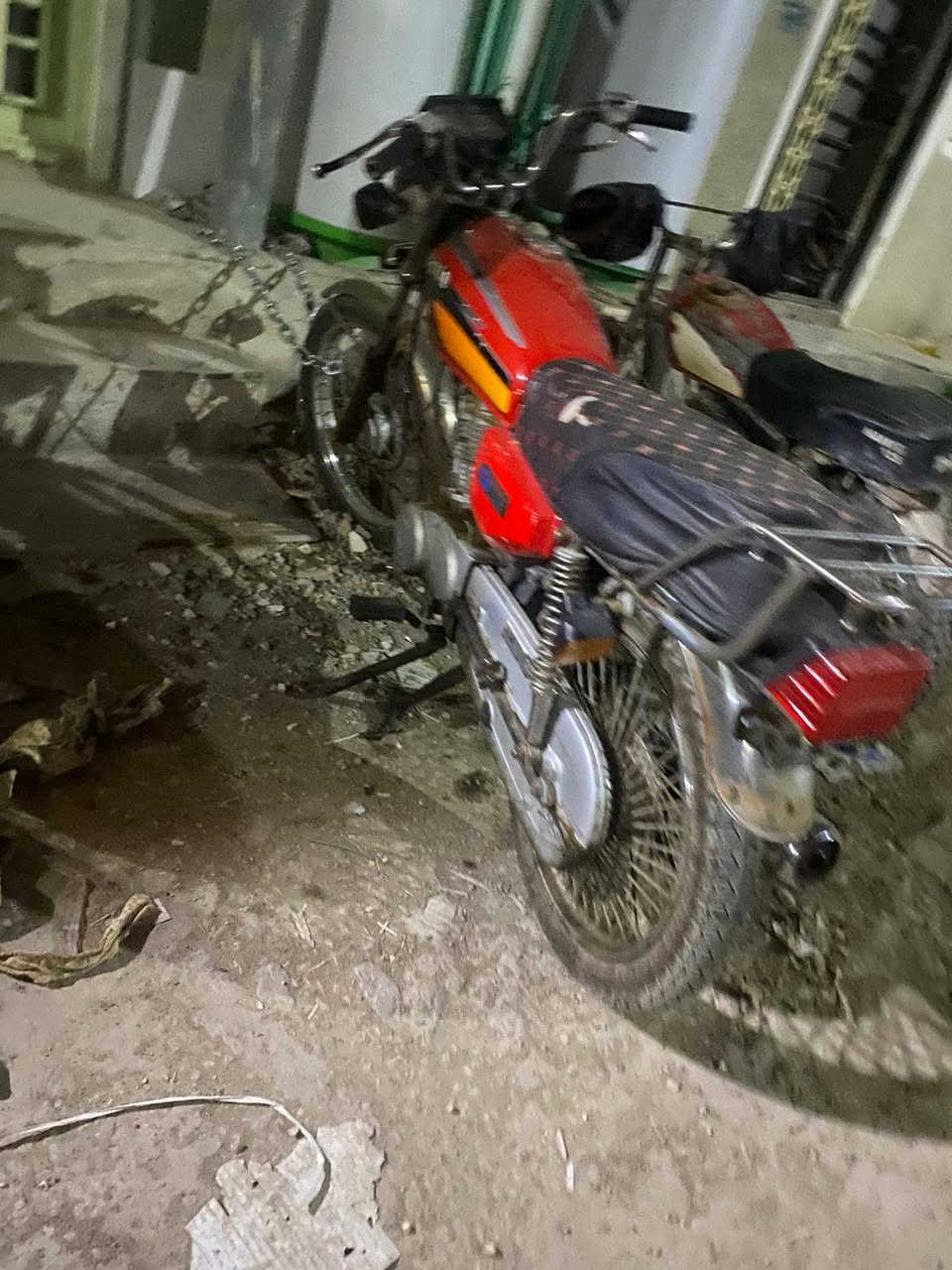 دراجه إيراني ارشا أوراق اصولي داخله كمرك كهربائيات شغاله سعر 400وبيه مجال***********
