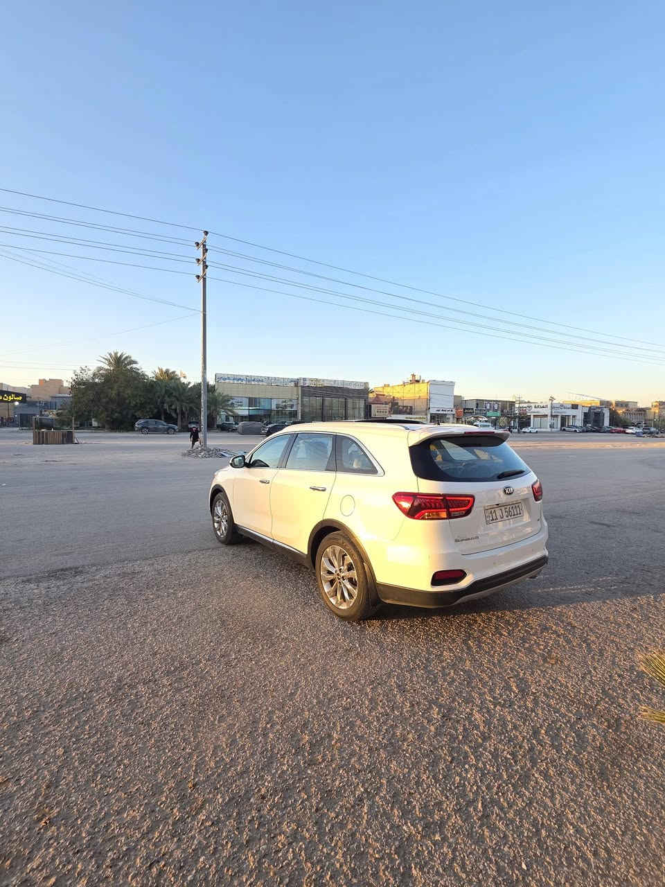 للبيع كيا سورنتو ٢٠١٨ رقم بغداد انكليزي  ٦ سلندر بنوراما  مكفوله من ضربه وصبغ وتبديل  مكينه وكير على وضع الشركه  ماشيه ٨٦ الف سعرها ٢٣٥ وبيها مجال بسيط النجف الاشرف اتصال ***********
