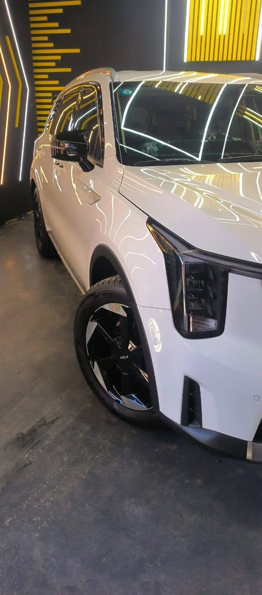 السلام وعليكم
سورنتو 2024 خليجي كفاله عامه
رقم مثنى تحويل مباشر
السياره ماشيه ٤١الف جديده كلش

مكان سياره  المثنى
السعر // ٣ شدات قفل
ويل 19 
المواصفات 
ضمان الشركه الدولية
ترحيب بالسائق 
بصمه + بصمه ابواب 
تشغيل عن بعد 
كير ماوس 
6 سلندر 
7 راكب  
شفتات مقود
4 وضعيات قياده
سايد بريك بصمه 
بردات بلاديه 
شاحن واير لس
جنطه كهرباء 
كشنات كهرباء 
مري شفط 
كامره خلفيه دواره 
حساس امامي وخلفي 
شاشه متصله  
اوتو هولد
مود رايف
3 قطع تبريد 
اشاير بالمري
السياره كلين 

***********
