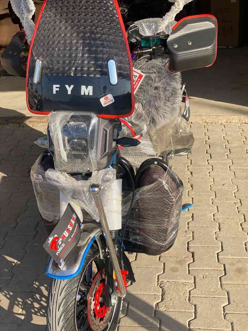 السلام عليكم مكلف  بالنشر دراجه موديل 26 
استخدام كلش قليل ، الاستفسار السعر  الاتصال على الرقم
***********
