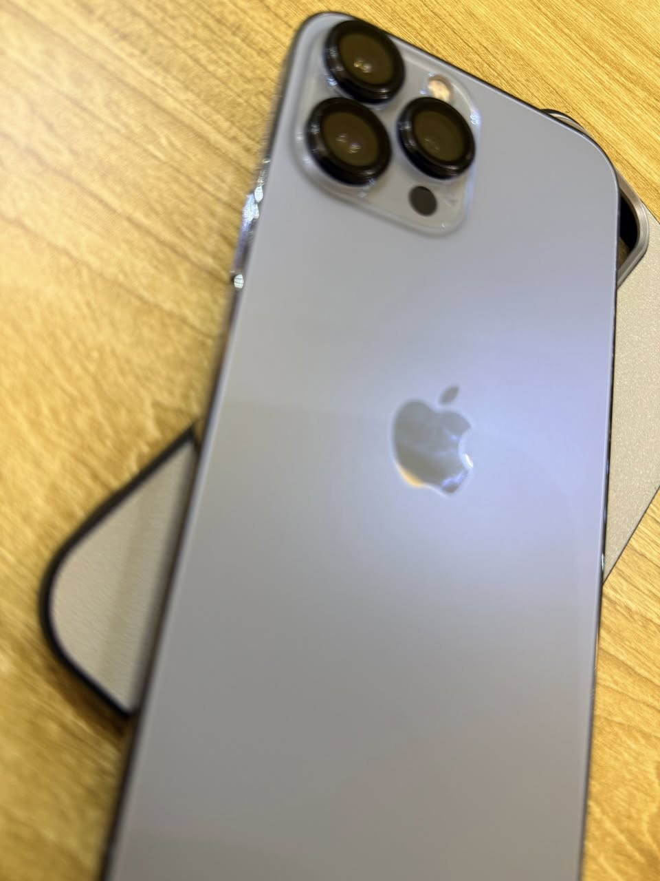 للبيع او مراوس
ايفون 13 برو ماكس 
لون بحري 
عربي شرق اوسط AH/A
ذاكره 256 
جهاز نضيف كلش نضافه 100‎%‎
بطاريه73 بلاد 🔋 ابد ميصرف 
الجهاز مستبدل شاشه مال تفصيخ اصليه 
مال جهاز ثاني ولا مبين ابد الوانه كلش حلوا طبق الاصل مال جهاز ثاني 
فيس ايدي شغال 
جهاز كله شغال صوت اتصال كله 
ويا اكسسوارات جاهزه جديده كفر ولاصق شاشه ولاصق كامرات اصلي ياقوت وفلتر سماعات جاهز الجهاز 
عنوان الرمادي 
الاستفسار *********** يتوفر وتساب وخط
