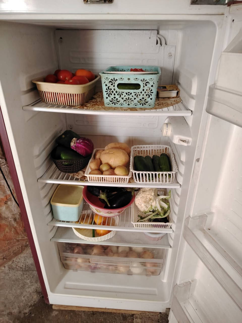 ثلاجه حجم كبير شغاله ممصلحه ولا اي زنجار بيها بس كلوبها محترك اريدها ب125 بيها مجال ملاحظه مادخل رجال للبيت مره بنيه شوفها عادي العنوان مدينة الصدر كياره


**إذا كنت صاحب هذا الإعلان وتريد حذفه لأي سبب، رجاءا أرسل رسالة إلى الدعم الفني**