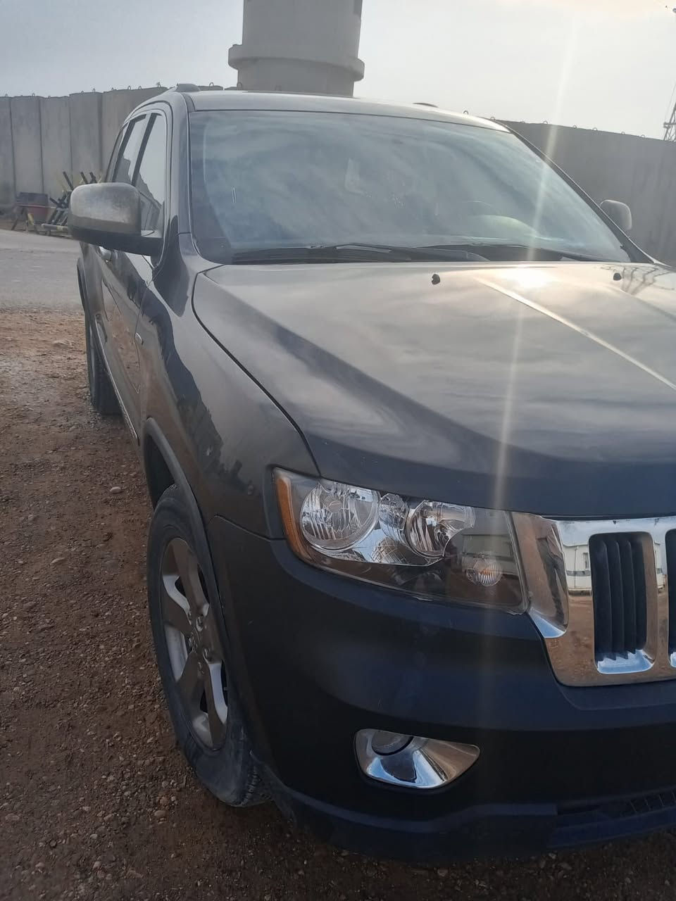 للبيع او المراوس
السلام عليكم جيب لاريدو  موديل 2011 لون اسود وراد امريكي رقم شمالي تحويل مباشر حادث جاملغ 
محرك 6 سلندر 
السعر 123 وبيه مجال للشراي
مكان السياره بغداد بسمايه
للاستفسار ***********
