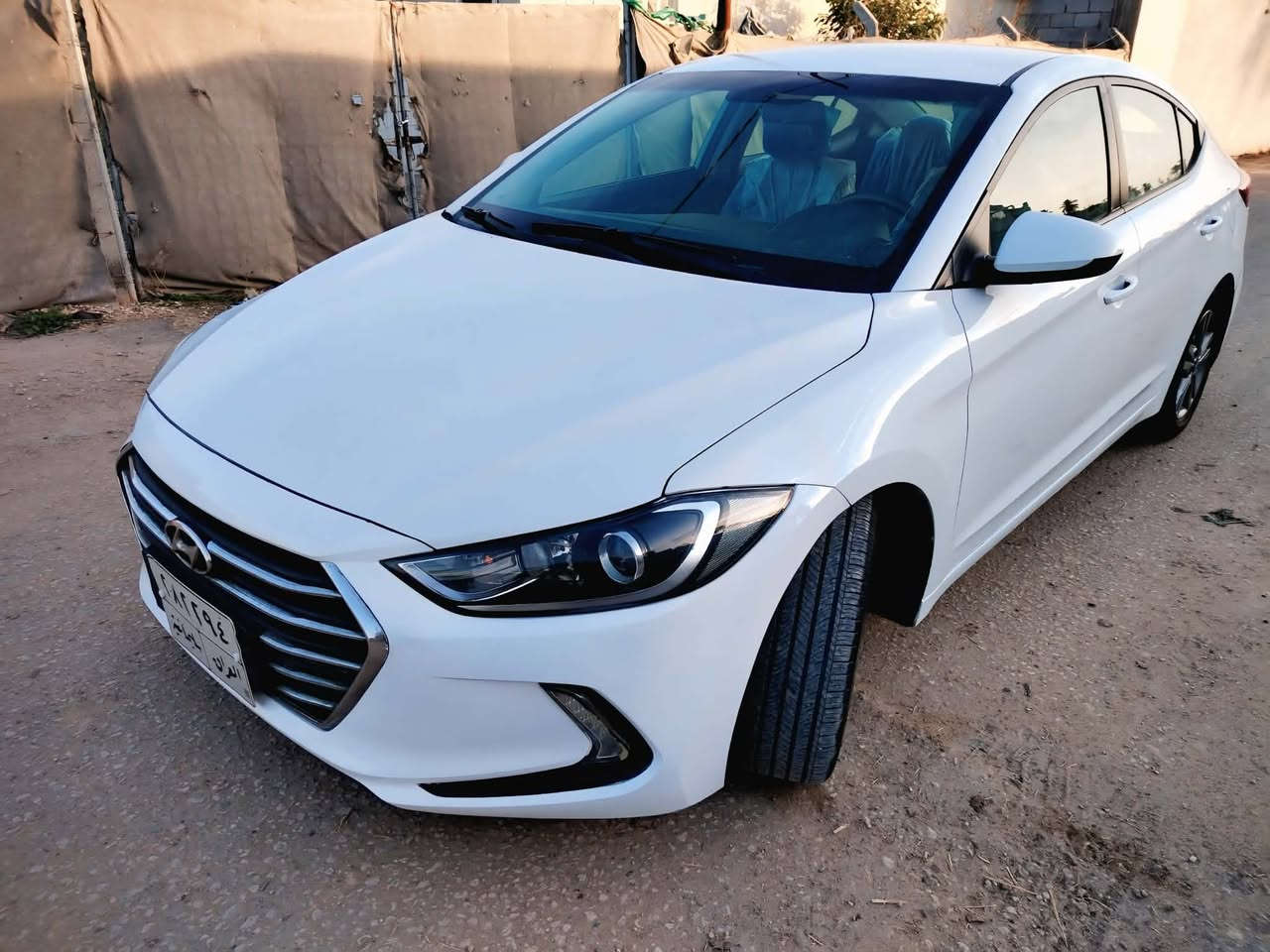 السلام عليكم النترا 2018 وارد امريكي سونارها مرفق مع الصور مراوس في كية حمل ماكو مشكله سياره خير من الله كير مكينه حداديه خير من الله العنوان كربلاء سيطرة  الابرهيميه منطقة زبيلية السعر 111 وبيها مجال رقم الهاتف ***********
