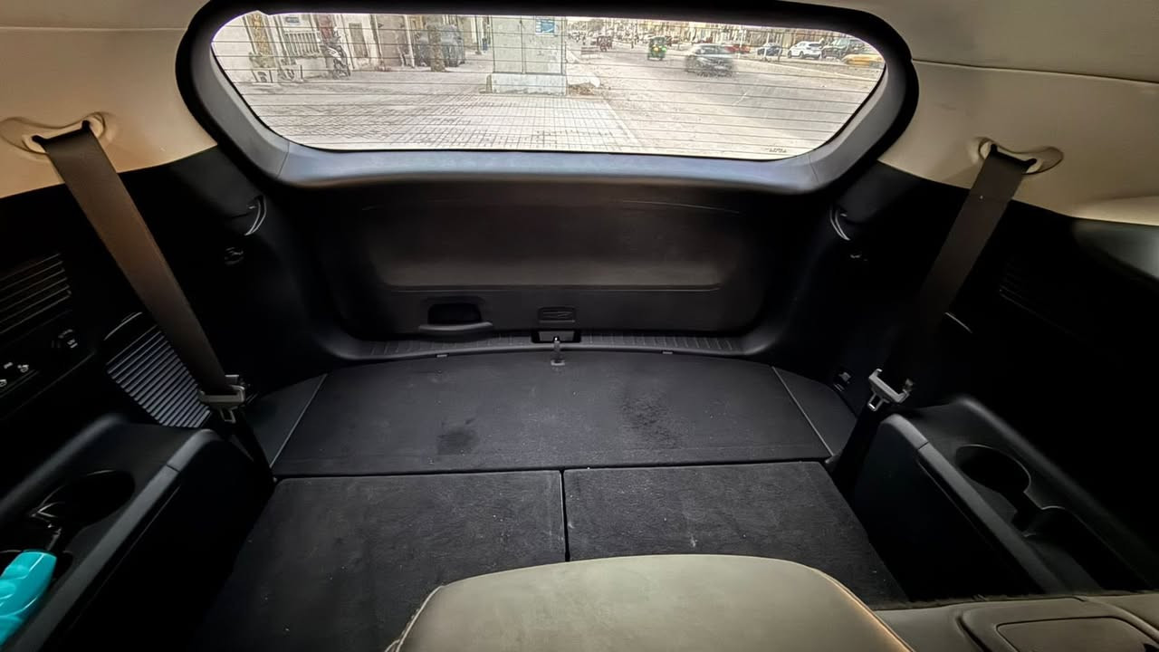 سورنتو 2025 امريكي
ماشيه22 دخول جديد

لون رصاصي

7راكب

شاشه متصله

تشغيل عن بعد 
محرك 2500تيربو
تدفئه تبريد  كشنات واستيرن
حساسات

بصمه

بنوراما

سياره فول للاخير وبقيه مواصفات معروفه

ضربته من امريكا شبر بارد يم قبق البانزين

وهنا انضرب عندي نص باب ورجعته درجه اولى

للاستفسار الاتصال7740000774
