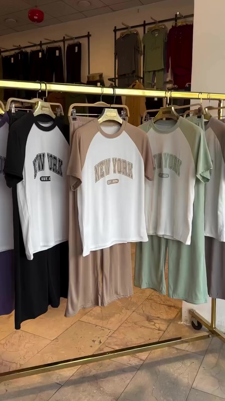 تراك نسائي زبدة مشيف الخامة الاصلي)
القياس فري سايز ليكرا مطاط
للحجز او الاستفسار مراسلة الصفحة
#تسوق_اونلاين #اكسبلور_فولو_لايك_كومنت


**إذا كنت صاحب هذا الإعلان وتريد حذفه لأي سبب، رجاءا أرسل رسالة إلى الدعم الفني**