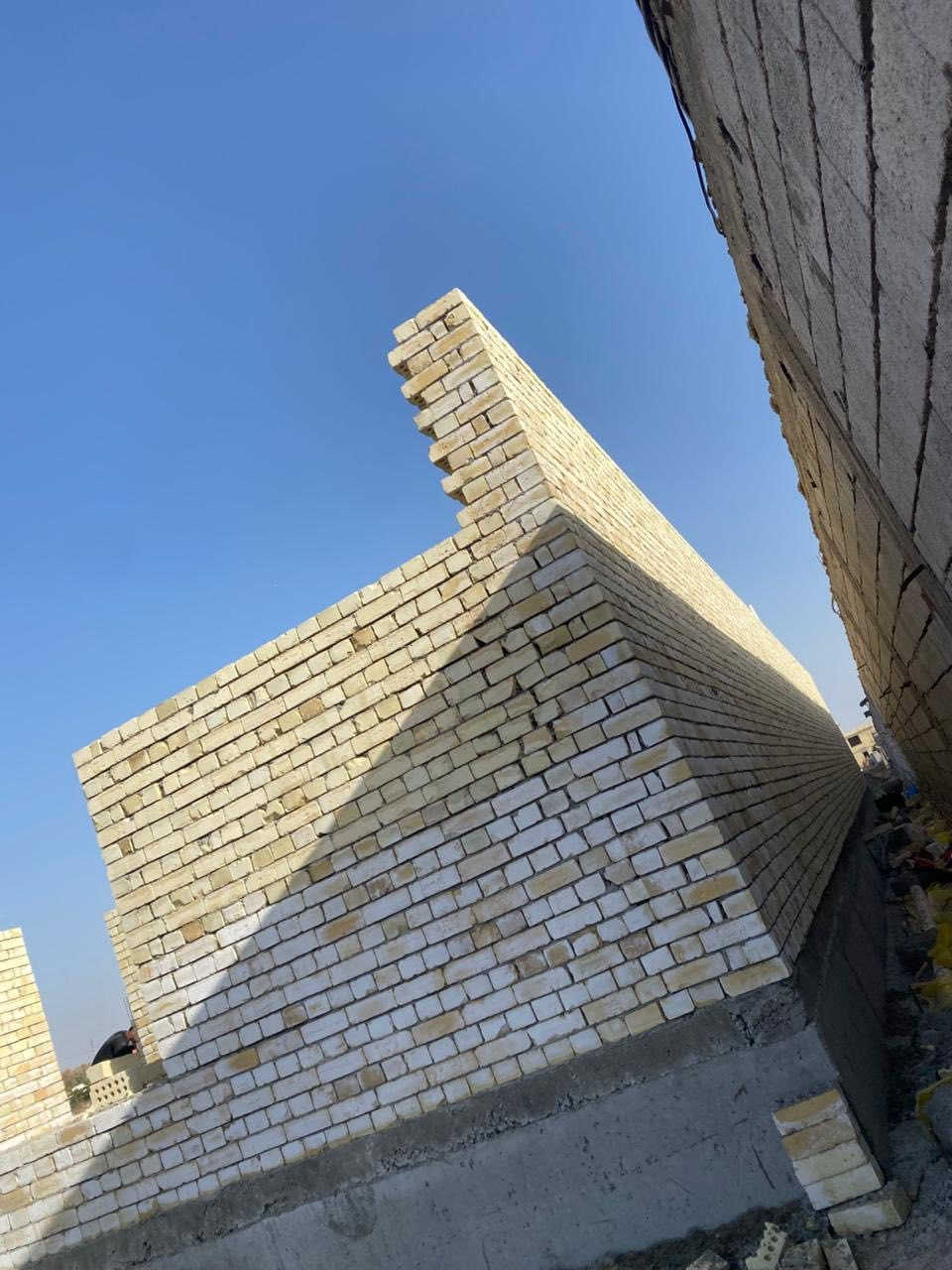 بسم الله الرحمن الرحيم   خلفات بناء2 متفرغين حالين شغل درجة اولى شغل مصاطر وكبان وشاهول شغلي بغداد فقط نشتغل قطعي وعل دبل للسفسار*********** اتصل  وتدلل شغل مثل ما موضح بالصور
