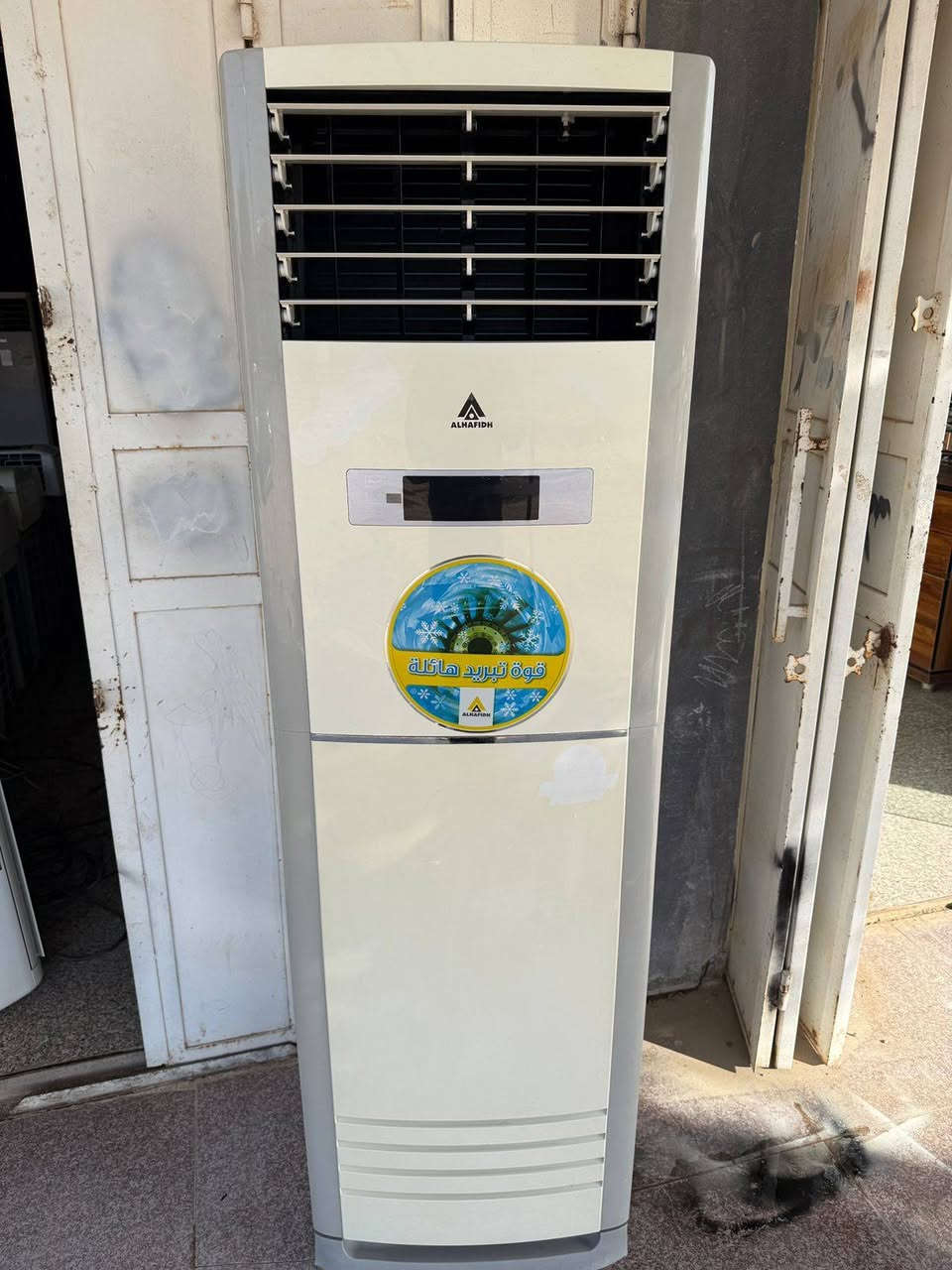 سبالت مستعمله درجه اولى نضيفه جدا مستعمله شي قليل العنوان / سامراء حي صلاح الدين مدخل جامع القريشي *********** مجاور مجمع ادم (توجد خدمه توصيل)
