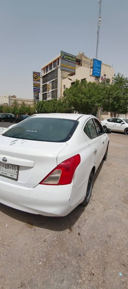 للبيع نيسان صني هندي بليته الزركه مديل2012مكفوله من صبغ وتبدل وضربه بيه مكانات بارد محرك كير خير من الله صدر75بل ميه رقم نجف مكاني نجف سعر79بيه مجال للشراي يتصل*********** متواجد خاص باقي تفاصيل خاص
