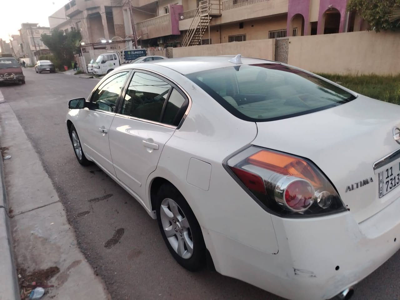 نيسان  التما  موديل 2009رقم بغداد دولي جديد باسمي للاتصال *********** محرك 2500اربعه سلندر سياره جاهزه  بيه صبغ جاملغ خلفي العنوان بغداد حي الخضراء السعر ٨٤ محرك كير حداديه جدد داخل عسلي بغداد, العراق
